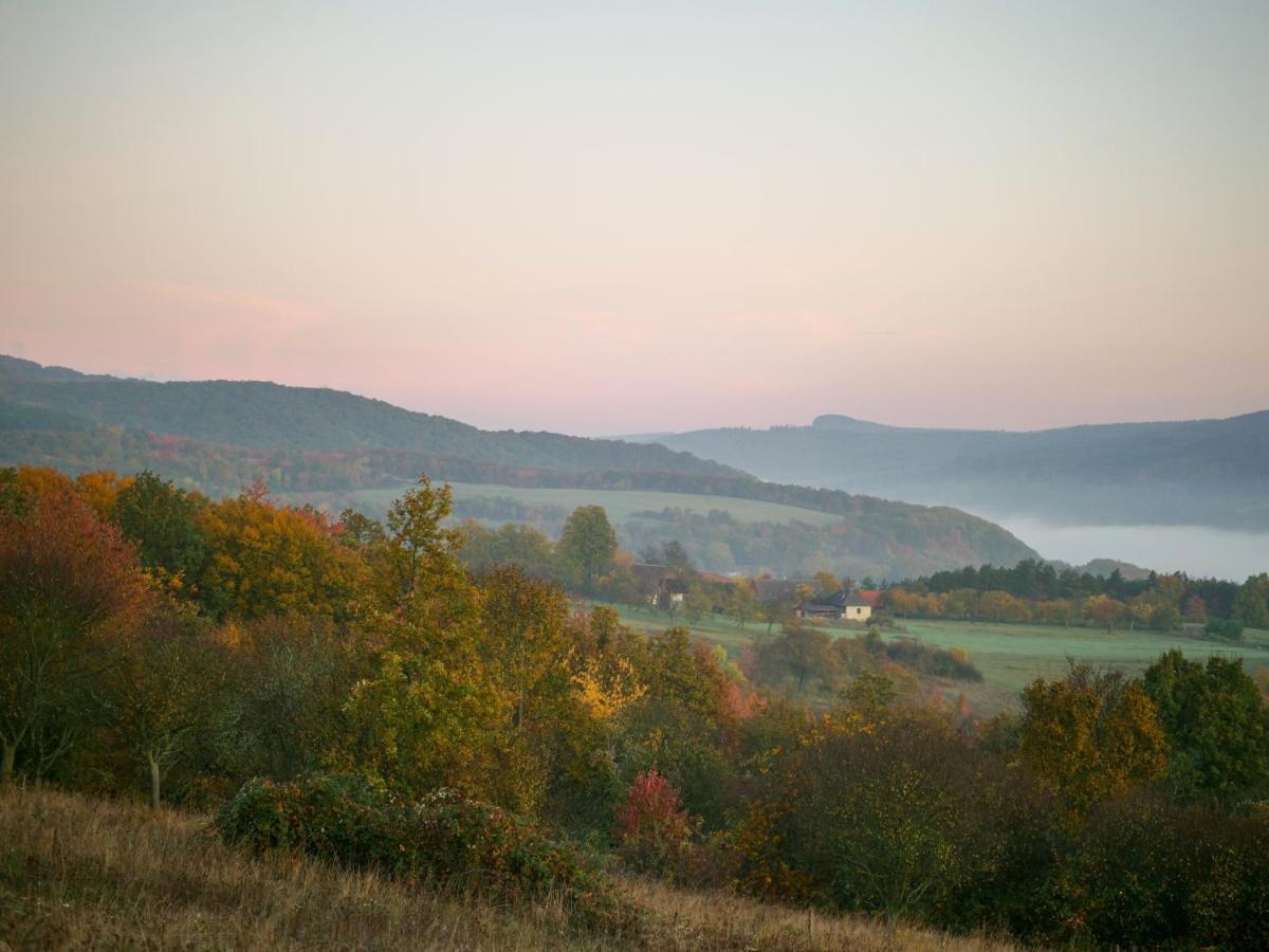 Selanka Off road Hill View Hotell Moravske Lieskove Exteriör bild
